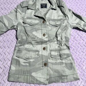 Abercrombie & Fitch Gray Camouflage Jacket